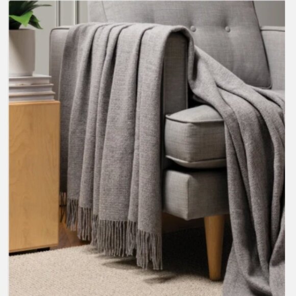 Dawson Forte 100% Cashmere Woven Throw Gray - Picture 2 of 5